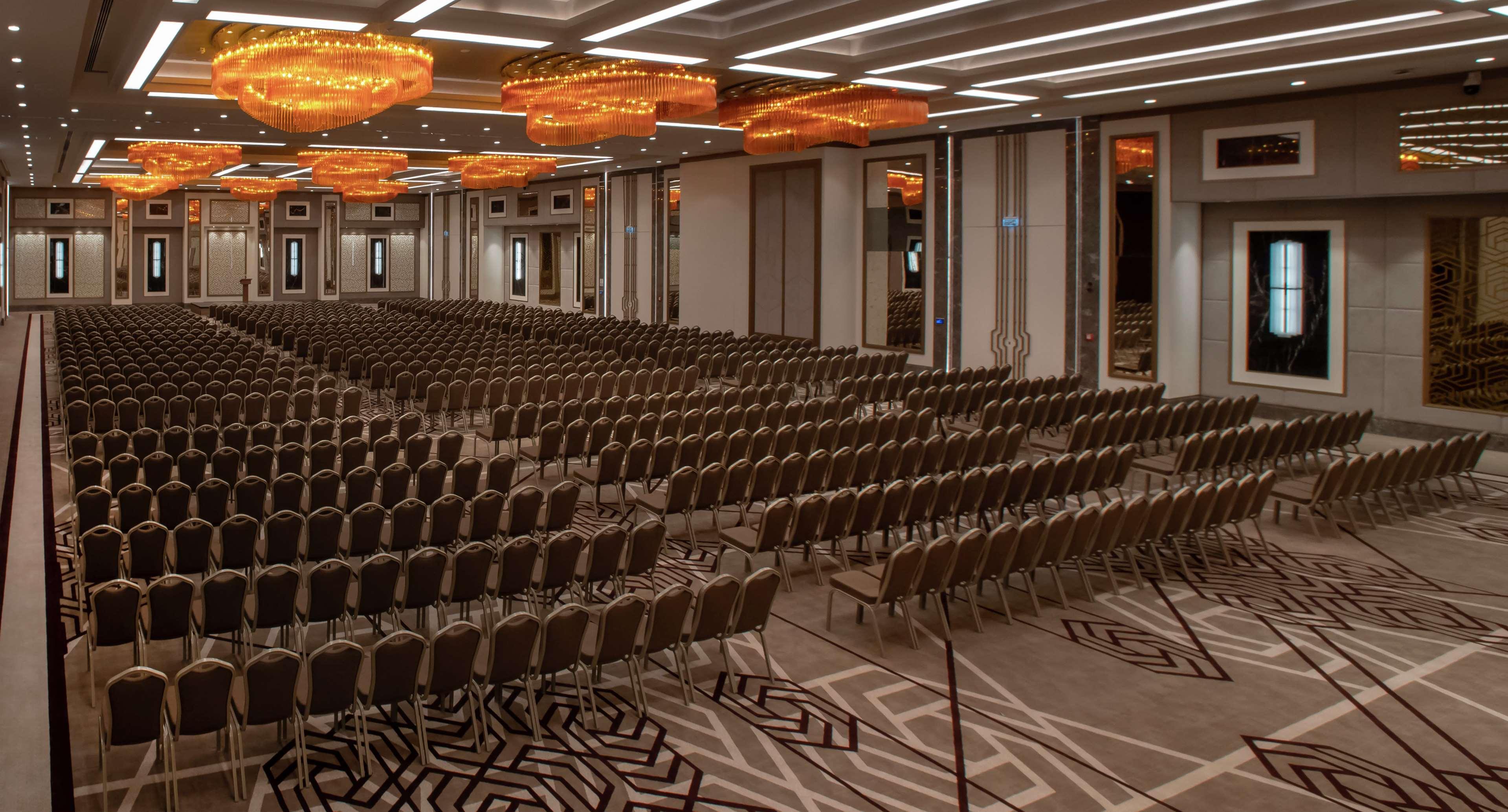 Hilton Istanbul Bakirkoy Hotel Bisnis foto The Grand Ballroom