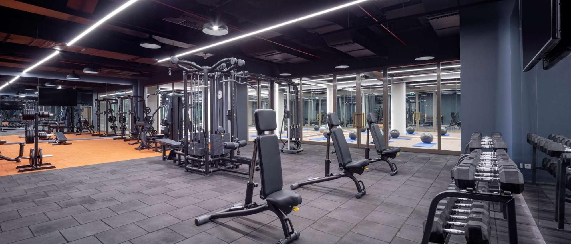 Hilton Istanbul Bakirkoy Hotel Bagian luar foto The gym at the 2018 Commonwealth Games Athletes' Village