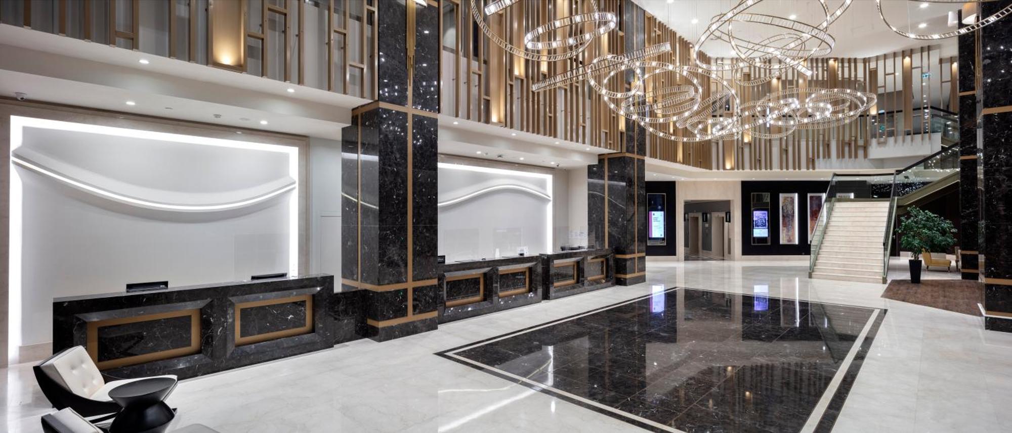 Hilton Istanbul Bakirkoy Hotel Bagian luar foto Lobby